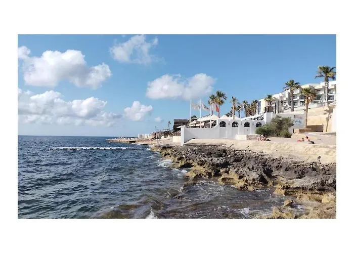 Family Friendly 2 Bedroom - By Hostmt Daire *