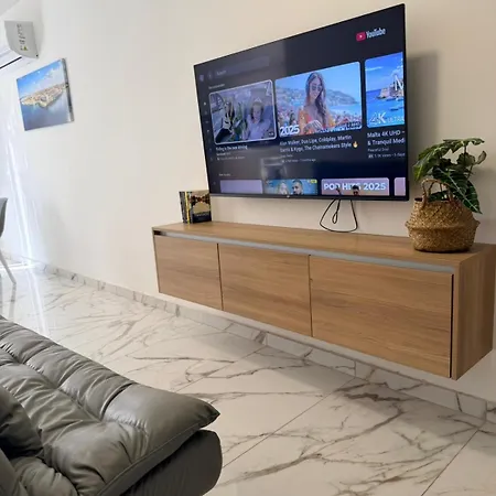 Family Friendly 2 Bedroom - By Hostmt Apartament St. Paul's Bay