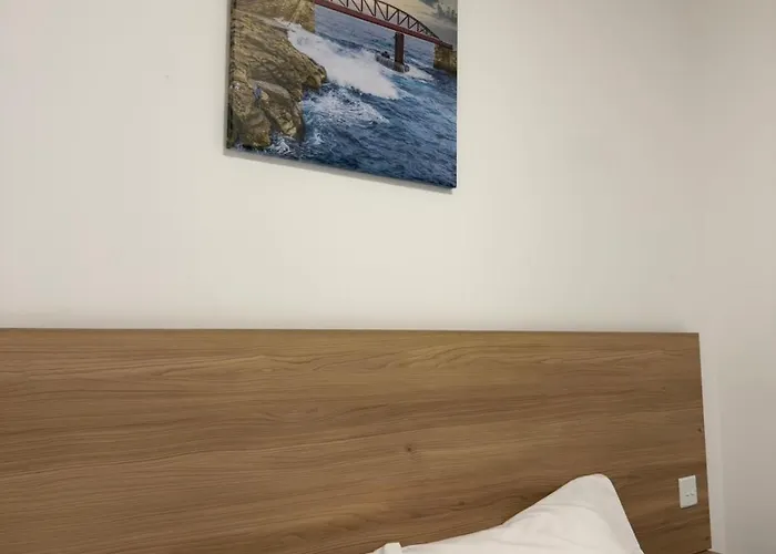 Family Friendly 2 Bedroom - By Hostmt * St. Paul's Bay